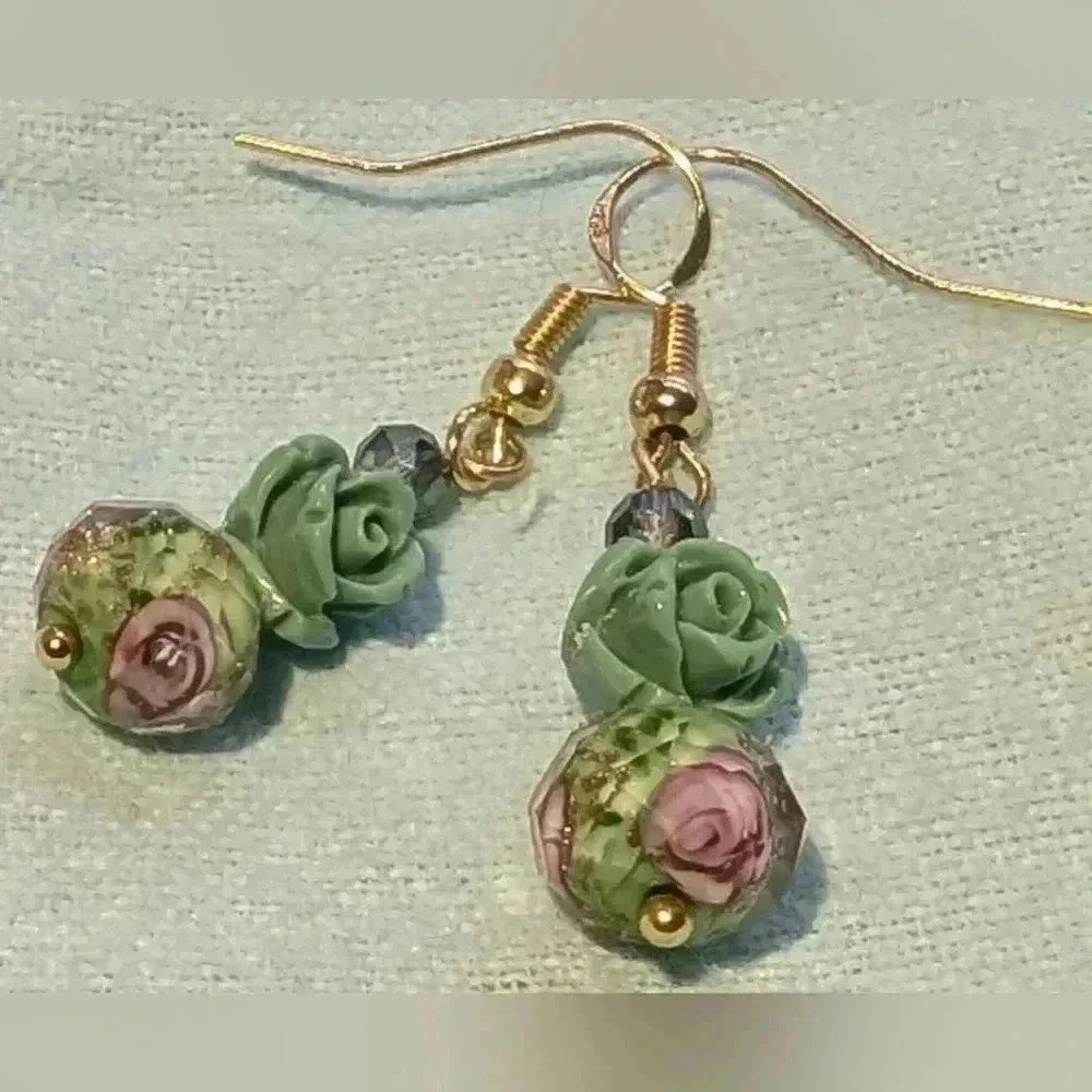 NWOT Czech Crystal Earrings - Picture 3 of 6